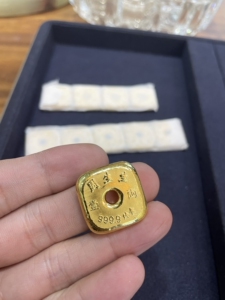 00瑾小燦_淘宝周生生9999黄金金粒投资金块金锭金条金币0人付款