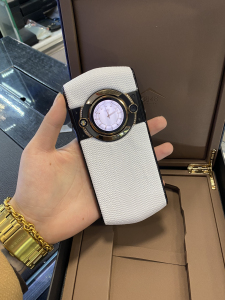 8848m5巅峰定制茶白蜥蜴皮6加128 新 双卡双待双系统