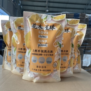 联合利华公司花木星球天然香氛洗衣液