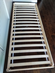 宜家 于托克 二层叠放床双人床儿童床可并排午休床松木80*2