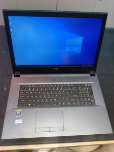 神舟gx9 rtx2070 i7 9700k 17寸笔记本