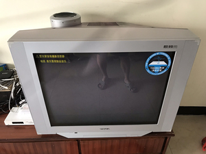 康佳34寸彩电
