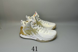 安踏篮球鞋kt2白金