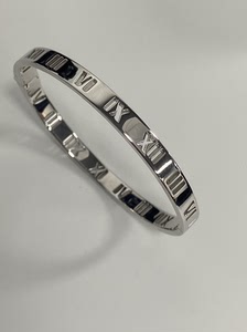 tiffany 白罗马数字镂空带钻中号手镯
