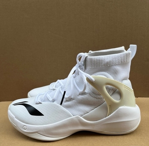 正品李宁音速6  精英版      42码    实战篮球鞋