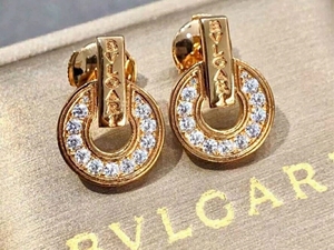 低价转让便宜出～宝格丽铜钱圆饼满钻耳钉真金真钻专柜正品