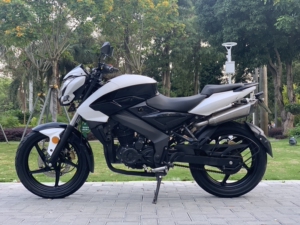 000人付款淘宝大黄蜂250摩托车,宗申发动机架子车街车一辆,车况无问题