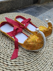 唐朝汉服鞋翘头履汉服搭配鞋古代戏演出鞋拍戏用的道具鞋,有五个