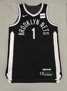 拉塞尔篮网球衣