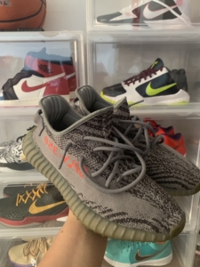 yeezy350 灰橙2.0 后跟微氧化 鞋底未搭理 原盒在