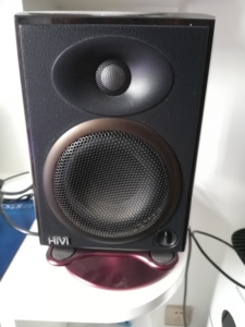 惠威h4 电脑音箱 监听音箱 高频单元是硬球顶不懂的可以百度