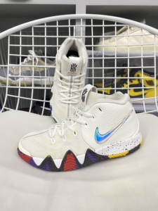 耐克 欧文4白色 炫彩 ncaa gs 篮球鞋