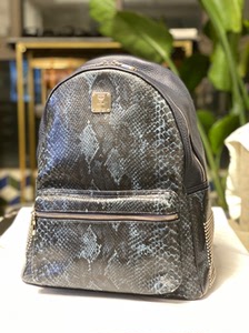 mcm 限量款 双肩包 真皮 蛇皮纹