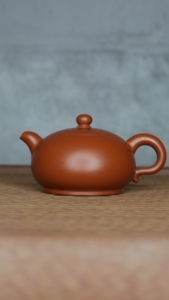 都壶 手拉壶 潮州朱泥壶 谢华 明德园生相虎壶 紫砂tb3065285623600