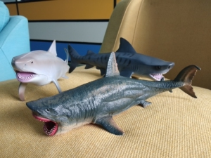 仿真鲨鱼巨齿鲨虎鲨大白鲨模型海洋动物儿童玩具
