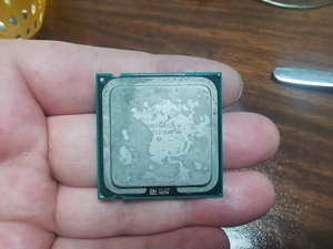 00春海云霁淘宝升级拆机cpu 赛扬celeron 420,775接口主板都0人付款