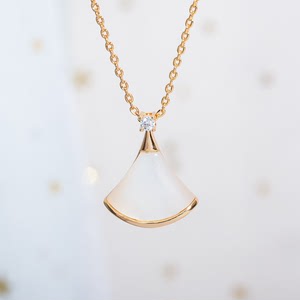 宝格丽贝壳项链女