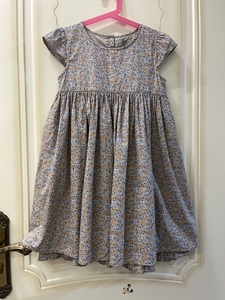 丹麦wheat女童碎花连衣裙,全新,过水未上身.500多专柜