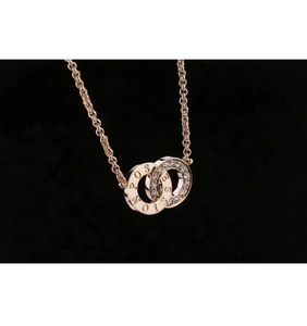 伯爵possession 系列18k玫瑰金镶嵌钻石双环项链