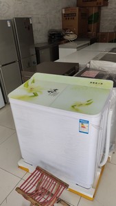 全新荣升12公斤半自动洗衣机，价格不高，可以旧换新！