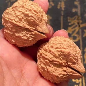 文玩核桃鸭嘴兽