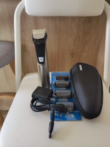 飞利浦高端理发器原装正品电推剪胡须多功理造型光头神器mg77