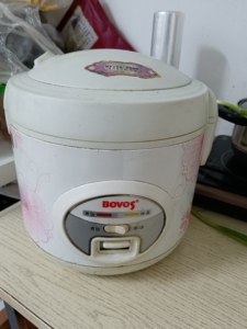 中山奔腾电饭锅3升转让需要的自提