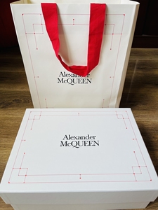 mcqueen麦昆钻尾,刚购于skp,手提袋防尘袋鞋盒全新全