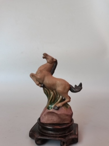 石湾公仔 石湾美陶厂雄狮牌 早期何惠娟大师作品《骏马》高约1