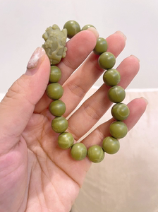 阿拉善玛瑙手串手链磨砂哑光抹茶绿豌豆串小睡狐#珠宝