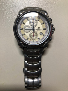 卡西欧5051手表,男式石英表.三针三眼带夜光,走时精准.前