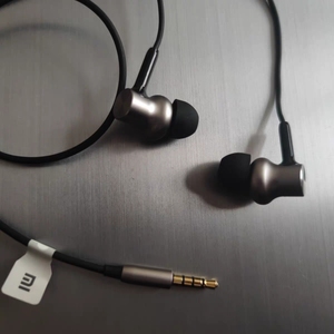 小米耳机 小米圈铁pro原装耳机 带麦带线控