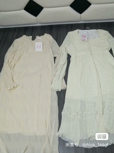 两款全新乳白色连衣裙，百褶，有里，俏丽多姿，每件30元，xL