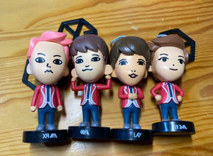 exo肯德基kfc手办|周边人偶|包邮!