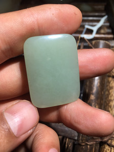 新疆且末料青白玉平安牌,亚光,无瑕疵,尺寸:2.5*3.4*