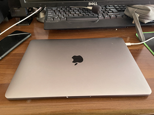 苹果笔记本苹果 macbook pro xv2 17款 带b