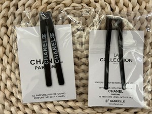 Chanel海外Korea 柜台赠品，香奈儿发夹1份2只28