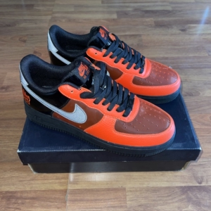 全新耐克af1 空军一号万圣节涩谷限定,44码,不退不换