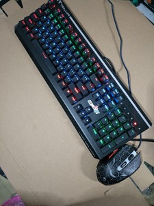 法老之鹰钛伦光轴机械键盘游戏机械键盘还有曼巴狂蛇鼠标一套60