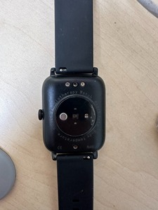 rohs智能手表计时心率计步体温血糖等,附充电线.