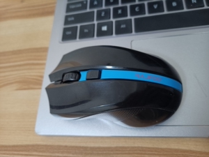 雷技无线游戏鼠标冰狐蓝牙充电鼠标雷柏无线充电鼠标