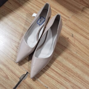 verocuoio鞋,39码,8厘米高跟,拍照穿过一次,裸色