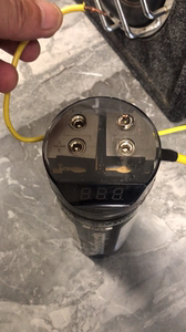 正品来福1f法拉电容.车载音响电容.大水塘.可以瞬间给低音炮