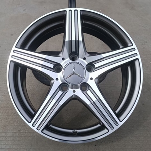 16寸轮毂奔驰c180