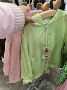 韩善嘟嘟品牌童装，纯棉防晒外套，绿色110码，120码，粉色