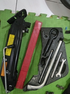 奥迪q5随车工具