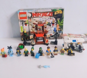 乐高幻影忍者绝版70607城市追逐抽抽乐便装忍者njo370