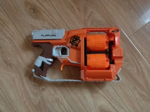 nerf正品逆袭发射器 灰机 230元