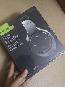 zealot狂热者b22蓝牙耳机,全新包装,未拆封.