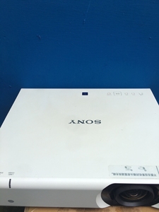 000人付款淘宝索尼cx238投影机,4100流明1024x768支持108tb